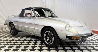 1973 Alfa Romeo Spider IN AUCTION AT LLOYDS Sedan Series II 2000 Spider Veloce Series II for sale in Carrara